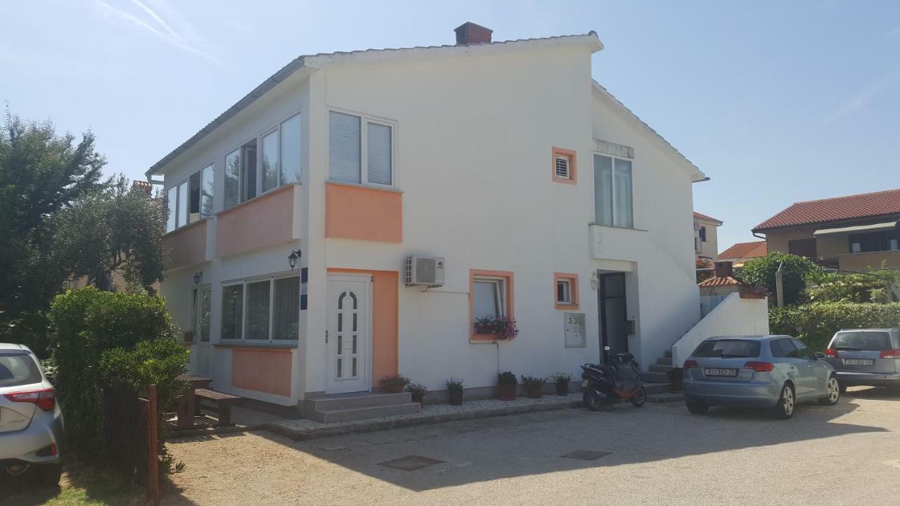 Guest House Dijana Veglia Exterior foto
